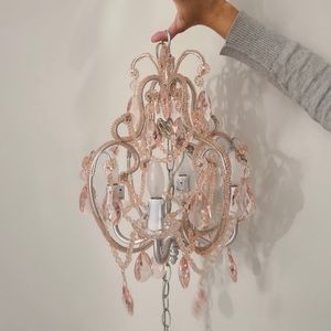 Traditional Style 4-Light Pink Mini Chandelier